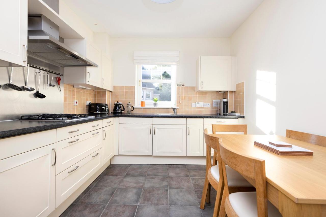 Joivy Modern Flat With Free Parking Apartment Edinburgh Exterior photo