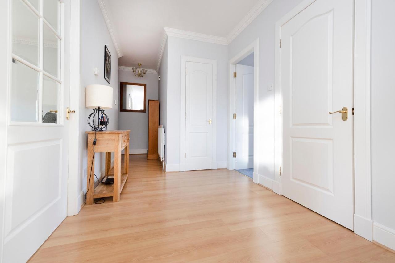 Joivy Modern Flat With Free Parking Apartment Edinburgh Exterior photo
